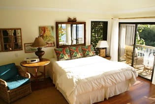 Cottage rental in Kauai Hawaii - master bedroom